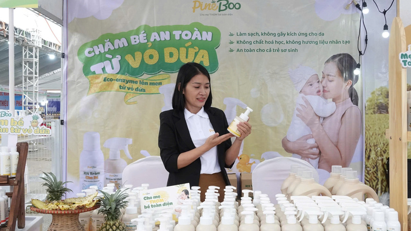 Những sản phẩm mới ra mắt của Fuwa 3e, thương hiệu OCOP nổi tiếng tại Thanh Hóa. Ảnh: Quốc Huy