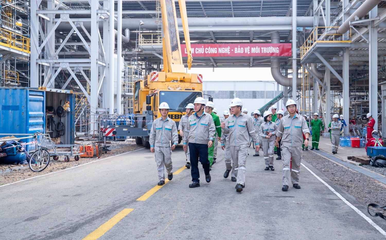 Tuần đầu tiên kỳ bảo dưỡng tổng thể Nhà máy đạm Phú Mỹ 2025: Giữ nhịp an toàn, tiến độ