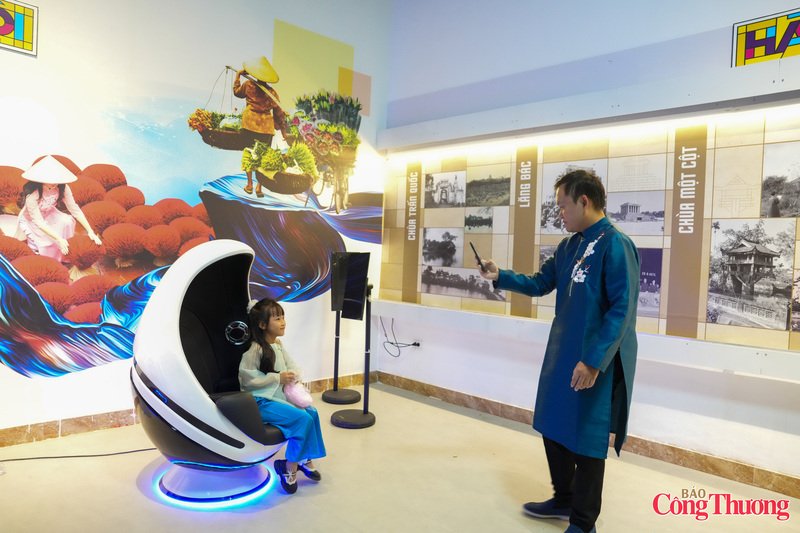 Công nghệ thực tế ảo (VR) đưa người tham quan “bước vào” các không gian di sản, tạo cảm giác nhập vai và rút ngắn khoảng cách giữa công chúng với các giá trị văn hóa.