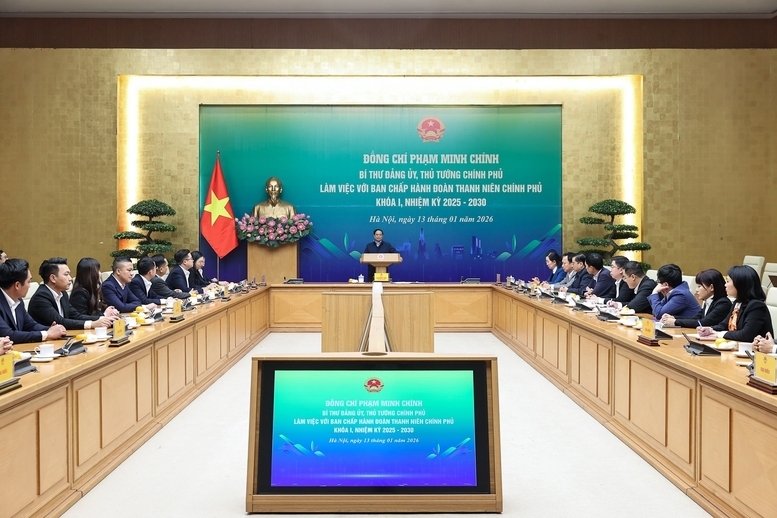 Ủy viên Bộ Chính trị, Bí thư Đảng ủy, Thủ tướng Chính phủ Phạm Minh Chính làm việc với Ban Chấp hành Đoàn Thanh niên Chính phủ - Ảnh: VGP/Nhật Bắc