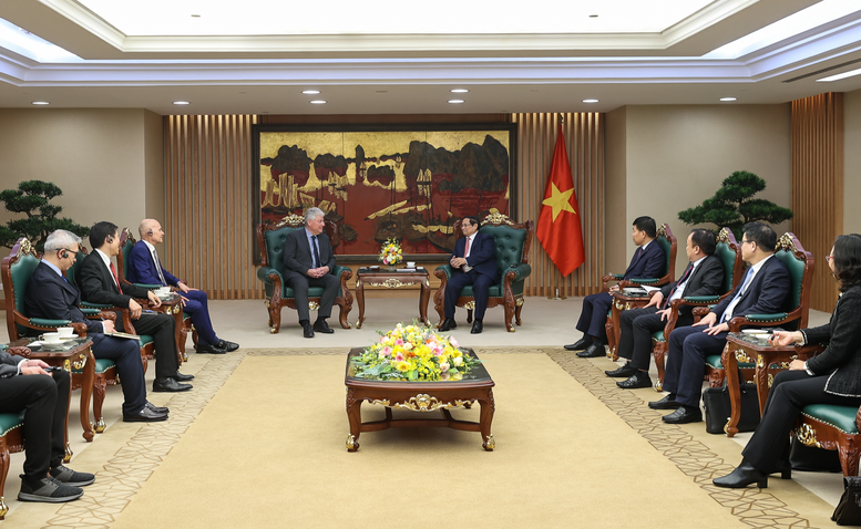 Phó Chủ tịch Tập đoàn ASML bày tỏ vinh dự và cho biết ASML sẵn sàng trở thành một phần của ngành công nghiệp bán dẫn Việt Nam. Ảnh: VGP/Nhật Bắc