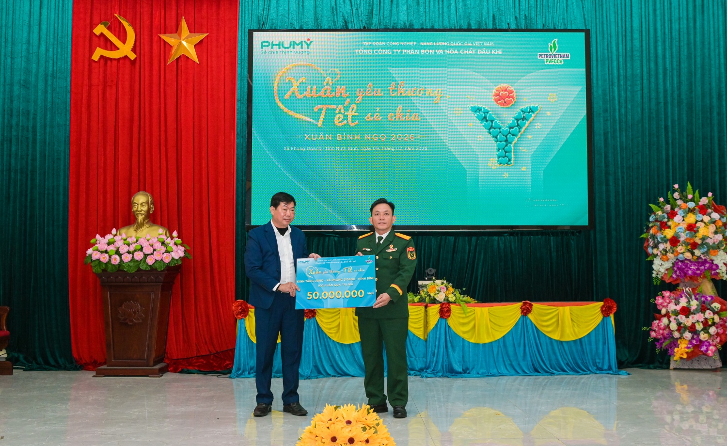 Petrovietnam/PVFCCo – Phú Mỹ lan tỏa nghĩa tình, chăm lo Tết cho người dân và cựu chiến binh khó khăn