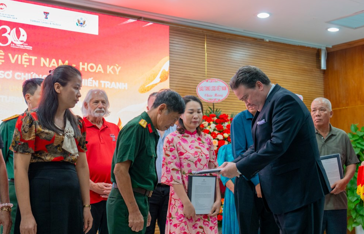 Ảnh màn hình 2026-02-14 lúc 22.32.57