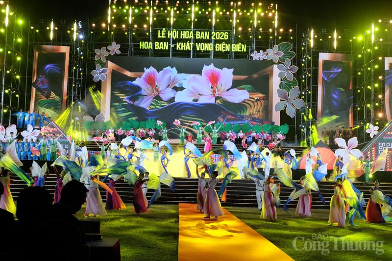 Các tiết mục văn nghệ đặc sắc tại lễ khai mạc Lễ hội Hoa Ban năm 2026.