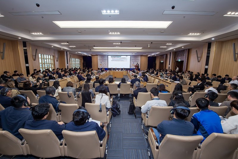 Báo cáo đề xuất Chính phủ sớm hiện thực hóa một số nguồn điện theo Nghị quyết 70 của Bộ Chính trị