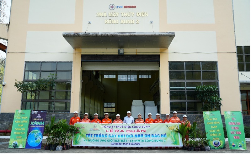 Ra quân chương trình “Tết trồng cây đời đời nhớ ơn Bác Hồ” và “Hưởng ứng Giờ Trái đất” năm 2026 tại Nhà máy Thủy điện Sông Bung 2. Ảnh: Văn Nhân