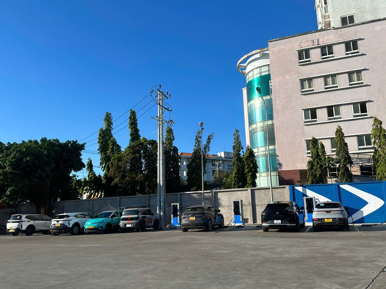 Trạm sạc xe điện tại CHXD số 1 của PVOIL Vũng Tàu hoạt động ở công suất cao Trạm sạc xe điện tại CHXD số 1 của PVOIL Vũng Tàu hoạt động ở công suất cao