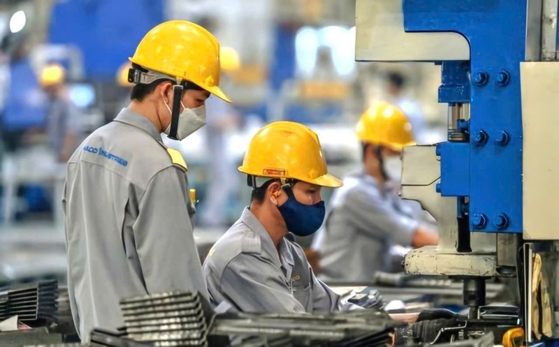 Gia tăng hàm lượng công nghệ là yếu tố quyết định đến sức cạnh tranh của sản phẩm cũng như doanh nghiệp.   Ảnh: KT