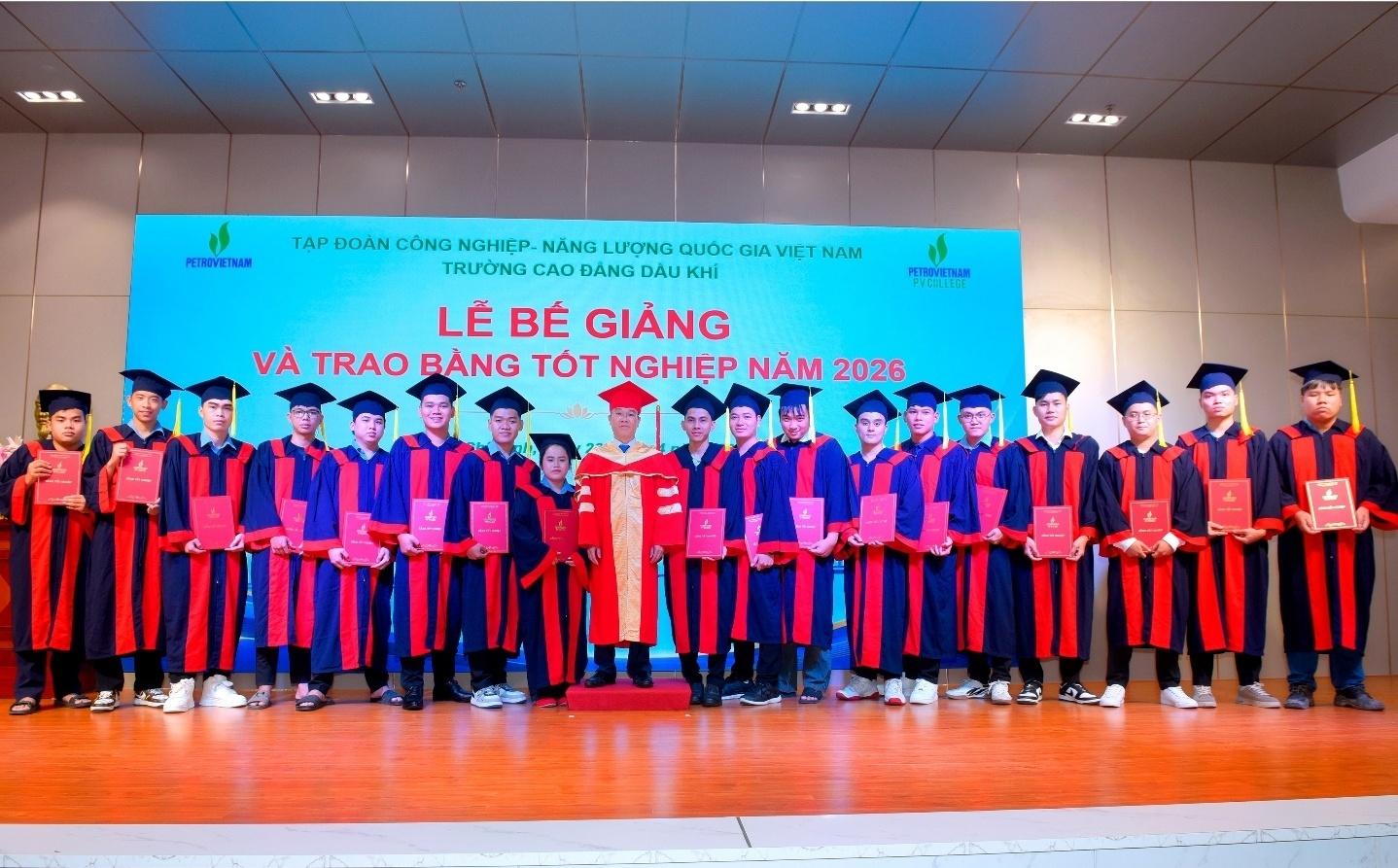 Lễ tốt nghiệp khóa 2023: Dấu ấn chất lượng đào tạo của PV College