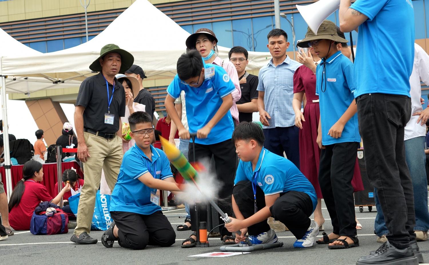 [Chùm ảnh] 37 trường STEM Innovation Petrovietnam hội tụ tại vòng chung kết VSAR 2025-2026