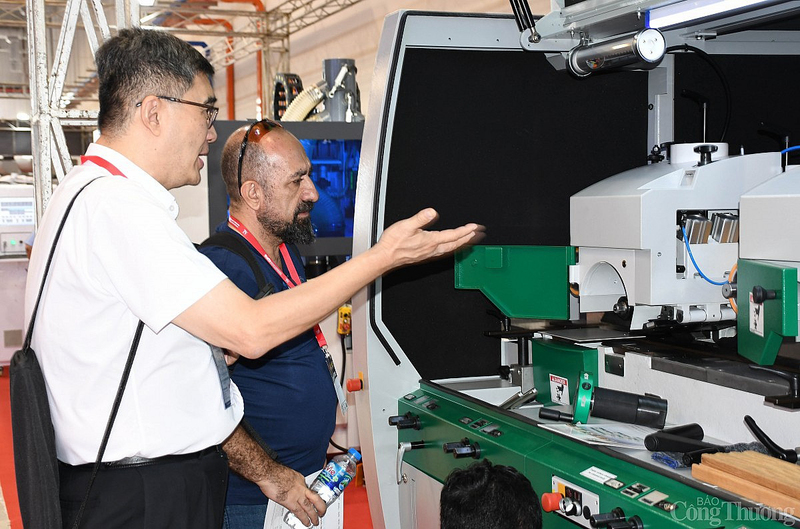Triển lãm quốc tế về gỗ và máy chế biến gỗ Việt Nam 2026, sẽ diễn ra từ ngày 27 - 30/5/2026 tại Trung tâm Triển lãm Quốc tế WTC Expo Bình Dương, TP. Hồ Chí Minh.