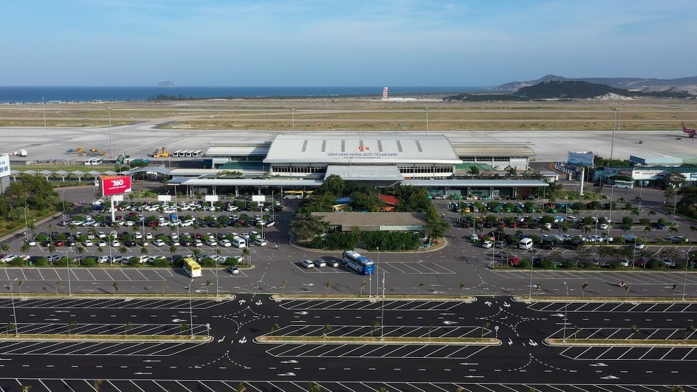 Phê duyệt Quy hoạch cảng hàng không quốc tế Cam Ranh thời kỳ 2021 - 2030 tầm nhìn đến năm 2050 để đáp ứng nhu cầu phát triển. Ảnh minh họa. cam-ranh.jpg
