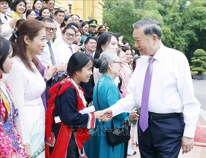 Tổng Bí thư, Chủ tịch nước Tô Lâm và các đại biểu. Ảnh: Thống Nhất/TTXVN.