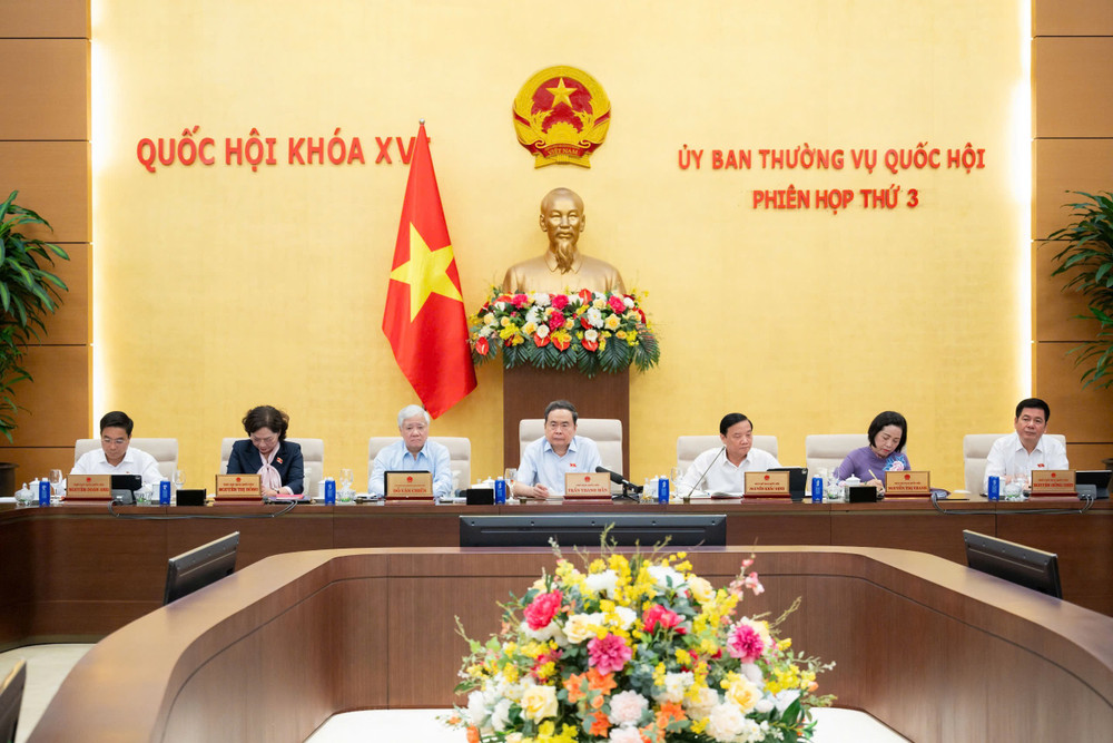 Chủ tịch Quốc hội Trần Thanh Mẫn và các Phó Chủ tịch Quốc hội tại phiên họp (ảnh QH). 80.jpg