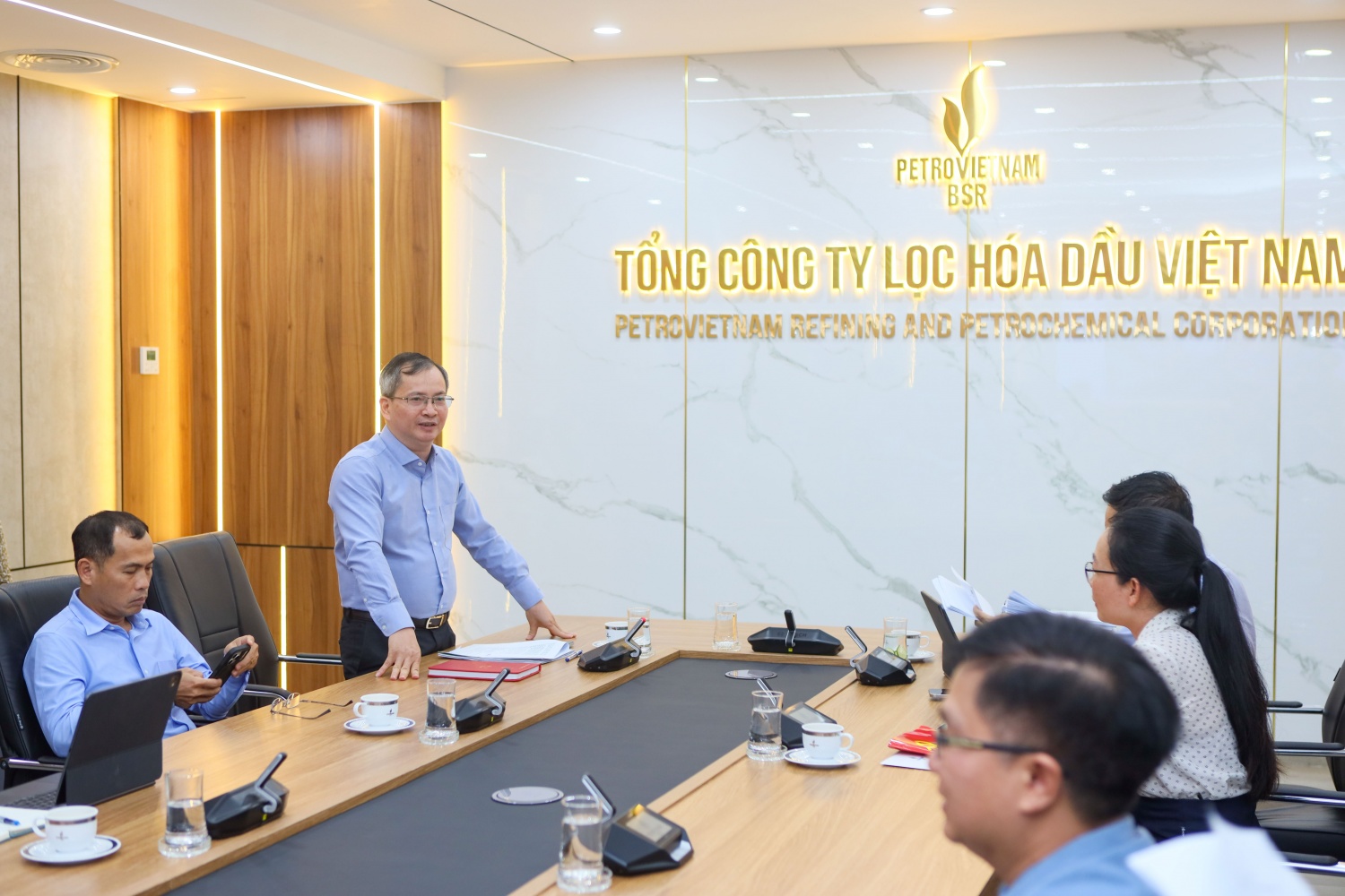 Đảng ủy BSR học tập, quán triệt chuyên đề năm 2026 về xây dựng đội ngũ cán bộ theo tư tưởng Hồ Chí Minh