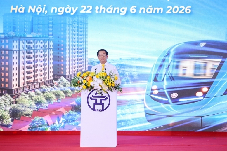 Ông Dương Công Minh, cổ đông chủ chốt của Công ty Him Lam, Chủ tịch Hội đồng Quản trị ngân hàng Sacombank phát biểu - Ảnh: VGP/Nhật Bắc