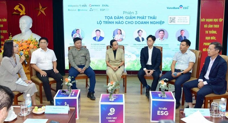 Các chuyên gia tại workshop đã thảo luận các vấn đề xoay quanh cơ hội và thách thức khi doanh nghiệp xây dựng dữ liệu phát thải.