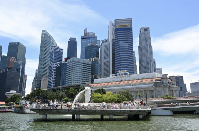 Chi phí năng lượng tăng khiến hóa đơn điện của các hộ gia đình Singapore tăng đáng kể trong quý III/2026. Ảnh: The Straits Times