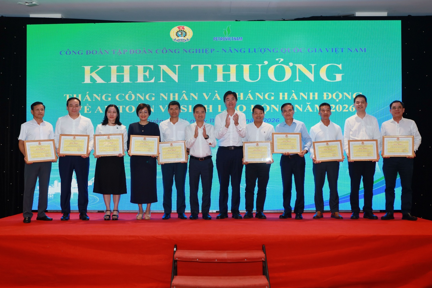 Đồng hành cùng người lao động, tạo động lực phát triển cùng Petrovietnam Công đoàn Petrovietnam đồng hành cùng người lao động, tạo động lực phát triển cùng Tập đoàn