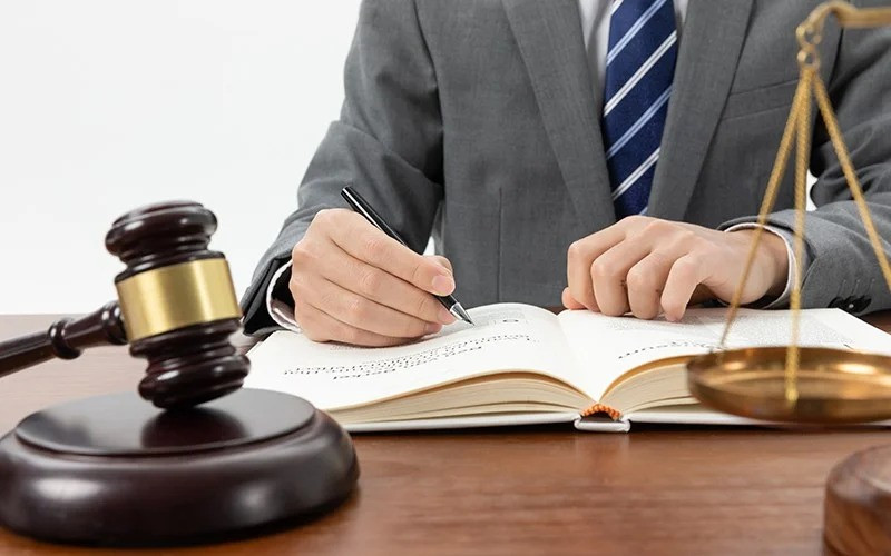 Báo cáo kết quả nghiên cứu, rà soát luật, pháp lệnh, nghị quyết phải đề xuất rõ phương án xử lý. Ảnh minh hoạ: VGP 226-178330980754631149706.jpg