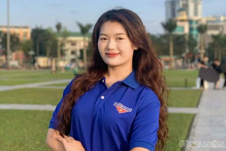 Ngoài học tập, Xeo Thị Hoa còn tham gia các hoạt động tình nguyện. Ảnh: Kim Long clo_br_2.jpg