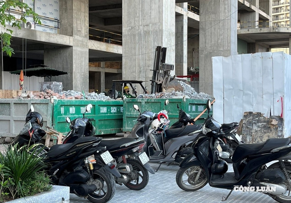 Xây dựng cơ chế, chính sách ưu đãi để khuyến khích đầu tư vào công nghệ tái chế, sản xuất vật liệu xây dựng từ chất thải rắn. Ảnh minh họa. z7398340853987_6457fc5b5a0bc444ff71a5f1e44bbde0.jpg