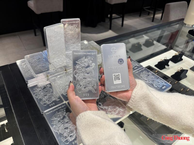Giá bạc đã phục hồi nhẹ sau chuỗi phiên điều chỉnh. Ảnh: TĐPQ