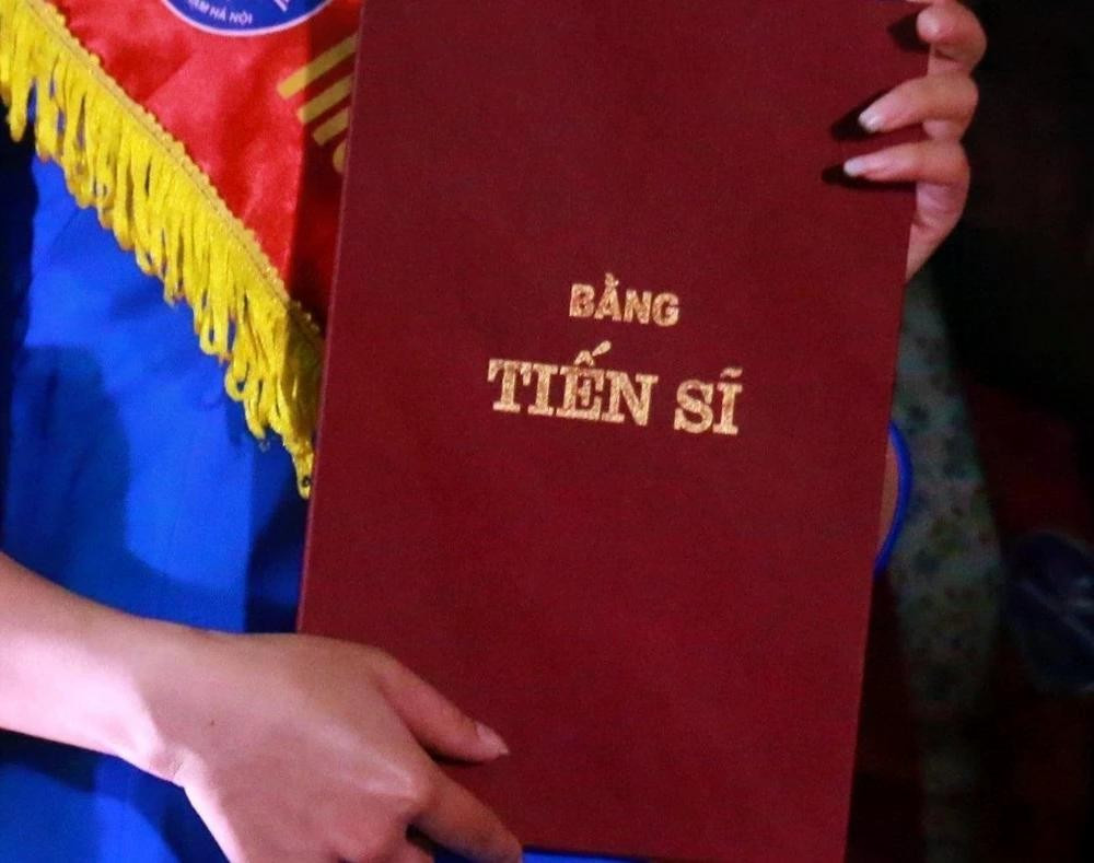 bang-tien-si-7530jpg.jpg