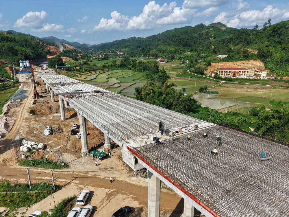 Đầu tư công vẫn là một trong những điểm cần tiếp tục cải thiện. Ảnh: Ngọc Hải anh-2-5809.jpg